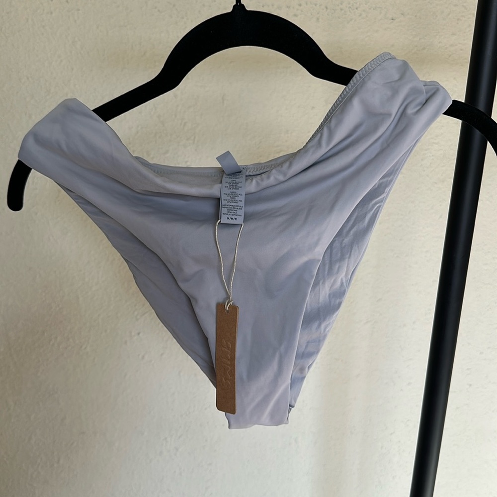Skims swim bottoms MID WAIST COLOR CHROME SIZE M NWT